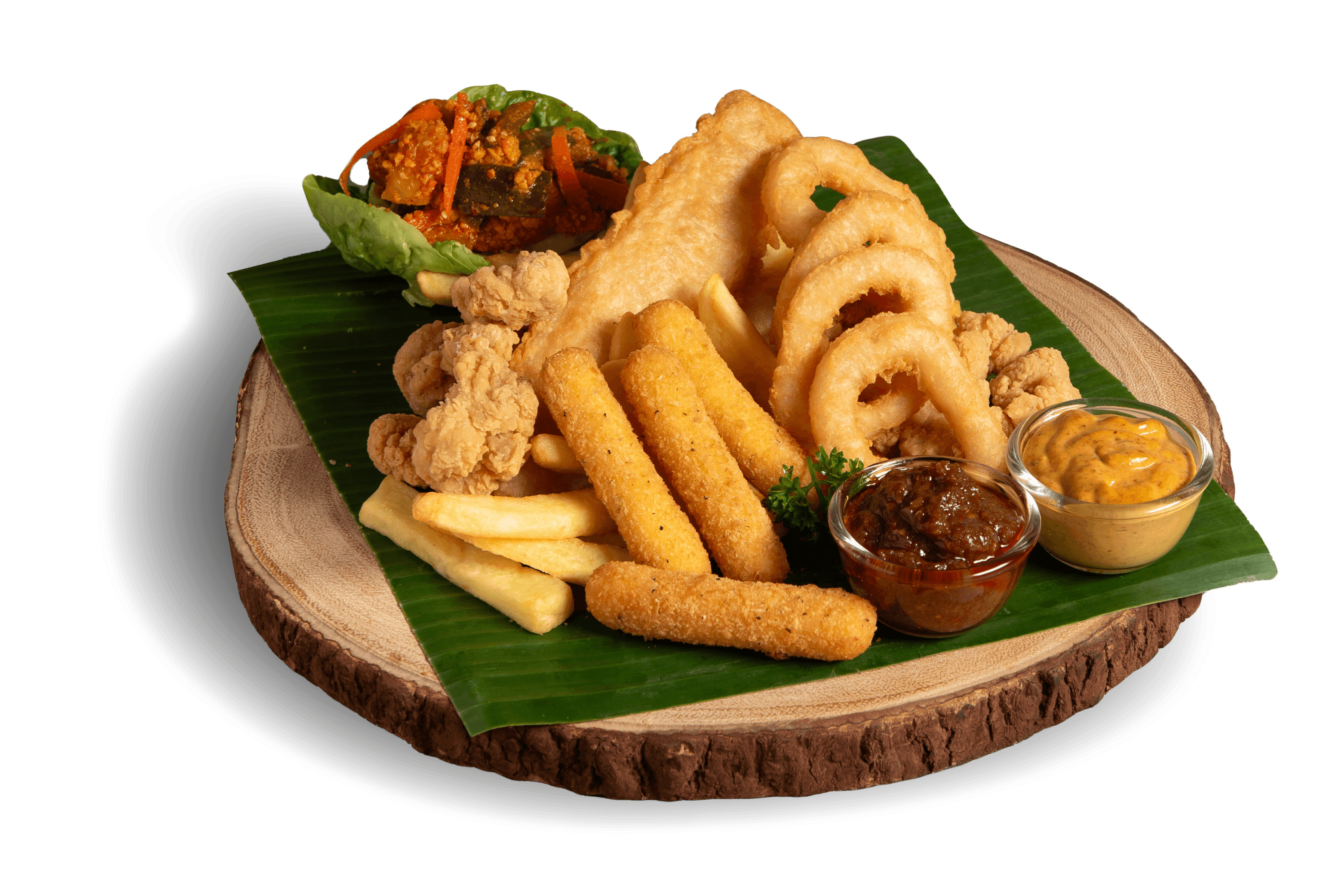 Ramadan Mubarak sharing platter with fried appetisers, fries and dipping sauces.